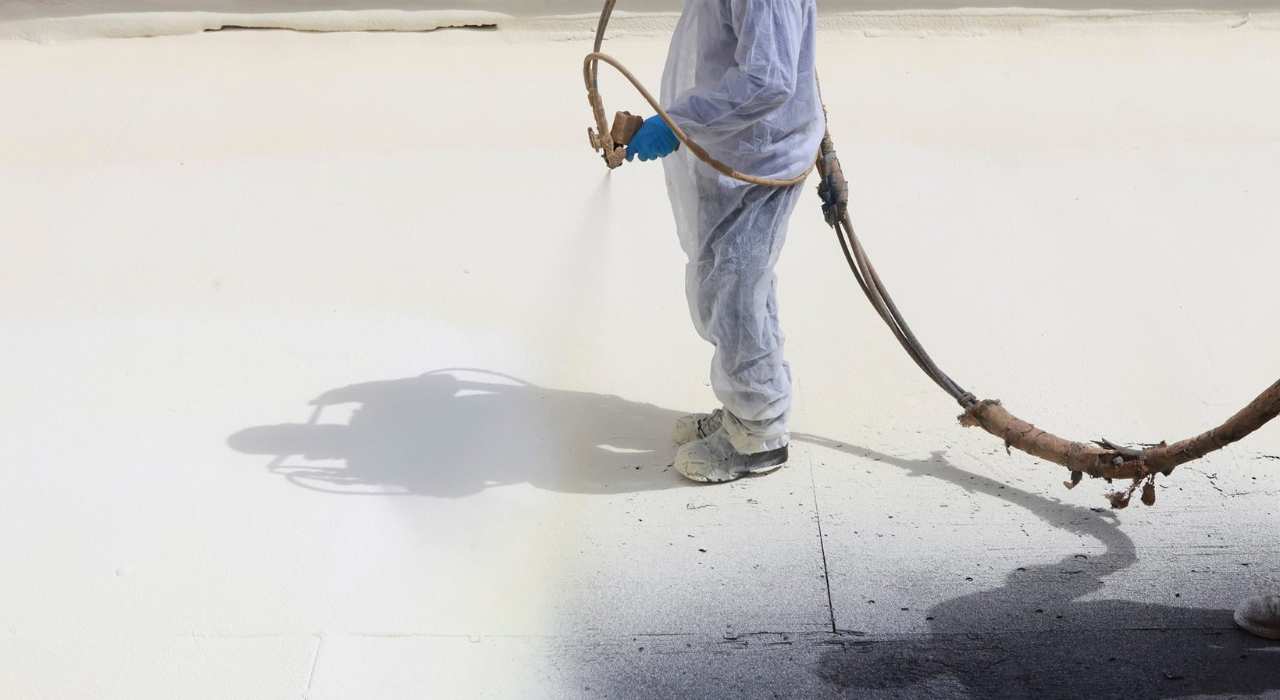 Detroit  foam roofing experts - get a quote for your Michigan project